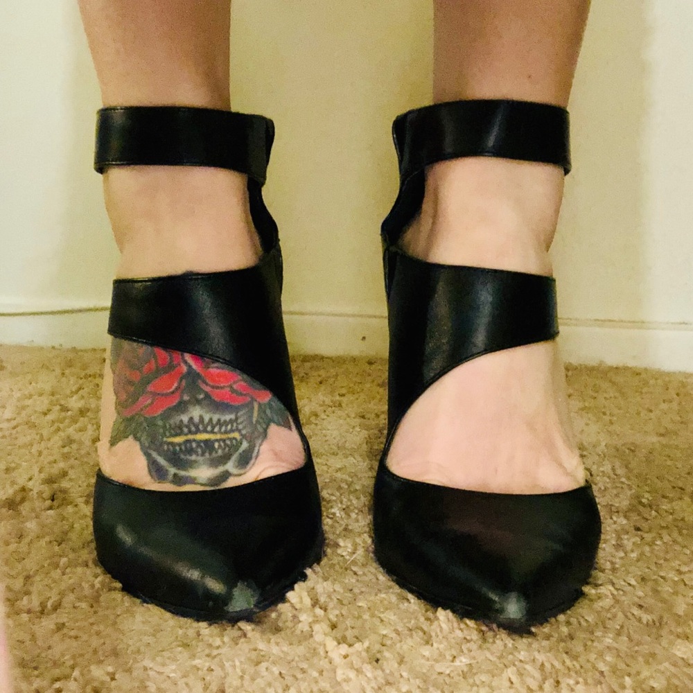 Guess Black Heels - Picture 7 of 7